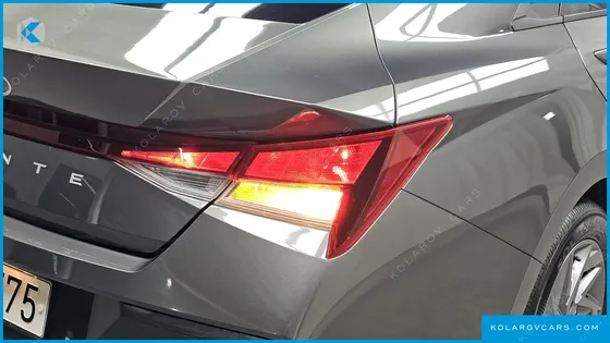 HYUNDAI ELANTRA (AVANTE) MODERN