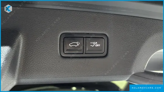KIA CARNIVAL GASOLINE 7-SEATER SIGNATURE