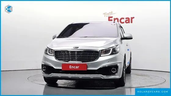 KIA CARNIVAL 9-SEATER LUXURY