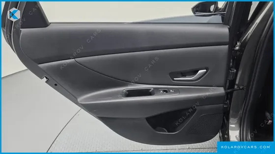 HYUNDAI ELANTRA (AVANTE) MODERN