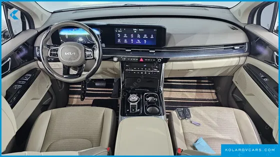 KIA CARNIVAL GASOLINE 7-SEATER HI-LIMOUSINE