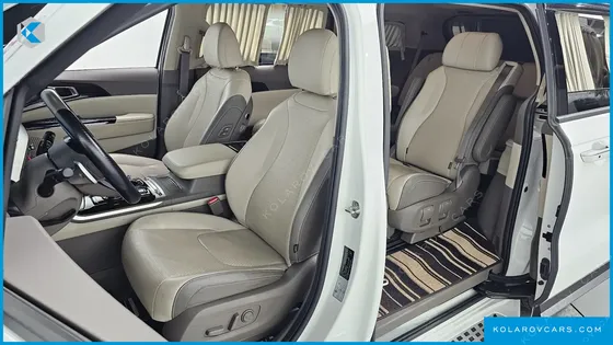 KIA CARNIVAL GASOLINE 7-SEATER HI-LIMOUSINE
