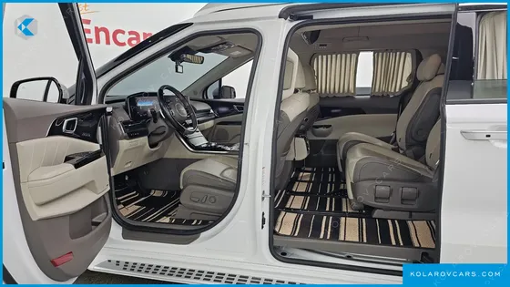 KIA CARNIVAL GASOLINE 7-SEATER HI-LIMOUSINE