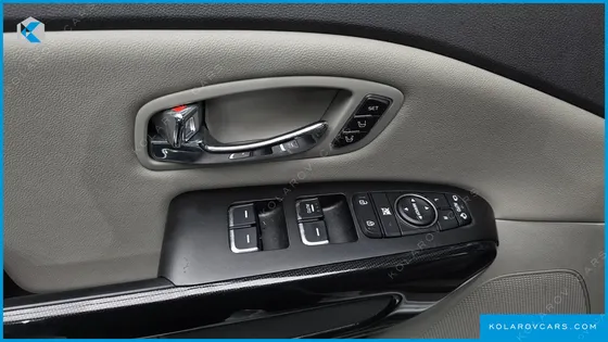 KIA CARNIVAL 9-SEATER NOBLESSE