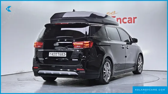 KIA CARNIVAL 9-SEATER HI-LIMOUSINE