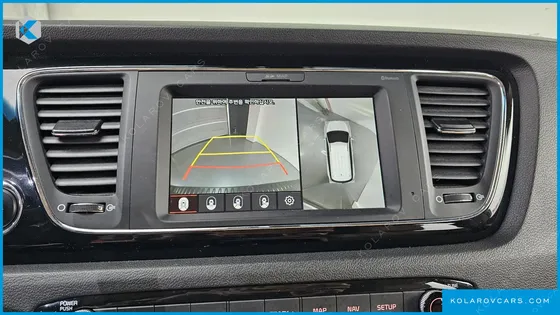 KIA CARNIVAL 9-SEATER HI-LIMOUSINE