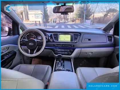 KIA CARNIVAL 9-SEATER NOBLESSE