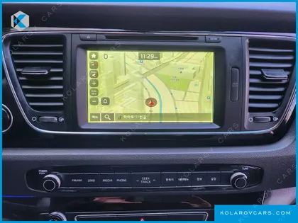 KIA CARNIVAL 9-SEATER NOBLESSE