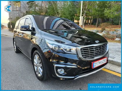 KIA CARNIVAL 9-SEATER NOBLESSE
