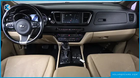 KIA CARNIVAL 9-SEATER PRESTIGE