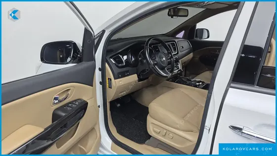KIA CARNIVAL 9-SEATER PRESTIGE