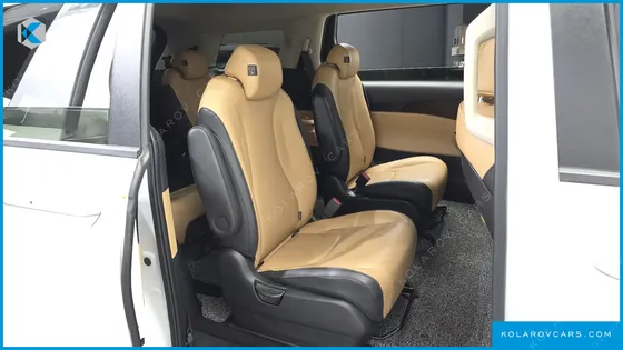 KIA CARNIVAL DIESEL 9-SEATER PRESTIGE