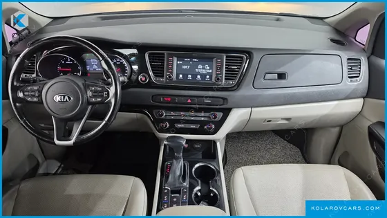 KIA CARNIVAL 9-SEATER PRSTIGE