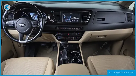 KIA CARNIVAL 11-SEATER PRESTIGE