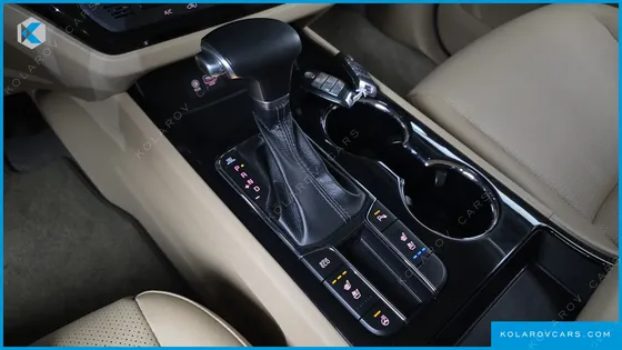 KIA CARNIVAL 11-SEATER PRESTIGE