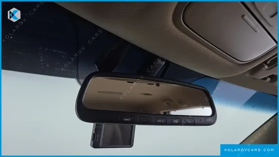 KIA CARNIVAL 11-SEATER PRESTIGE