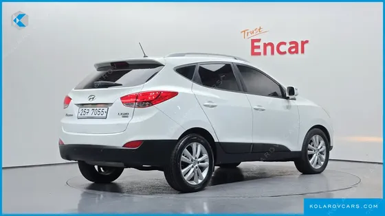 HYUNDAI TUCSON DIESEL 2WD LX20