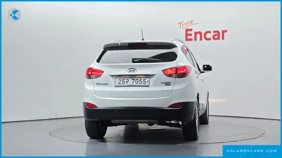 HYUNDAI TUCSON DIESEL 2WD LX20