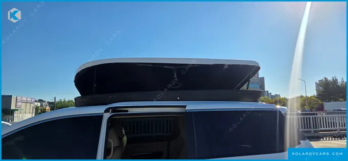 KIA CARNIVAL 9-SEATER NOBLESSE