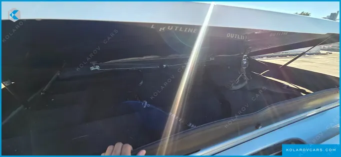 KIA CARNIVAL 9-SEATER NOBLESSE