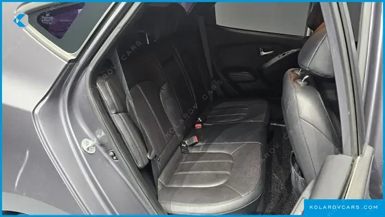 HYUNDAI TUCSON DIESEL 2WD LX20