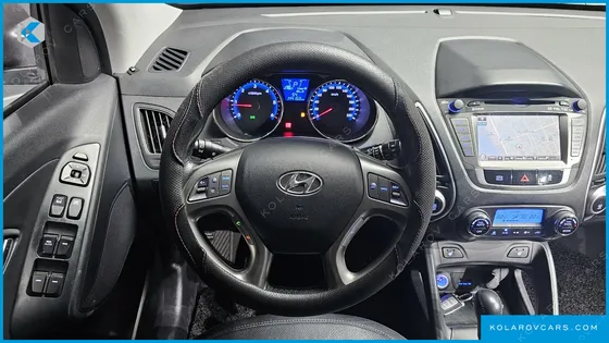 HYUNDAI TUCSON DIESEL 2WD LX20