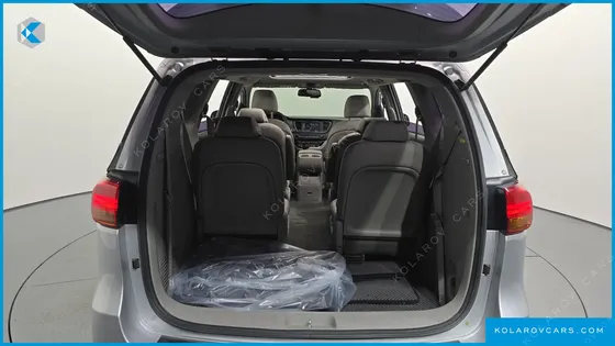 KIA CARNIVAL 9-SEATER LUXURY