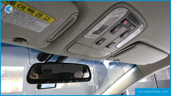 KIA CARNIVAL 9-SEATER NOBLESSE