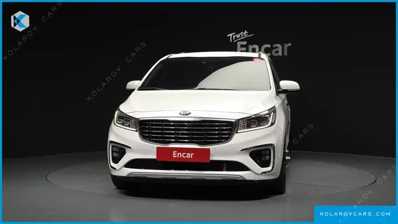 KIA CARNIVAL 9-SEATER NOBLESSE