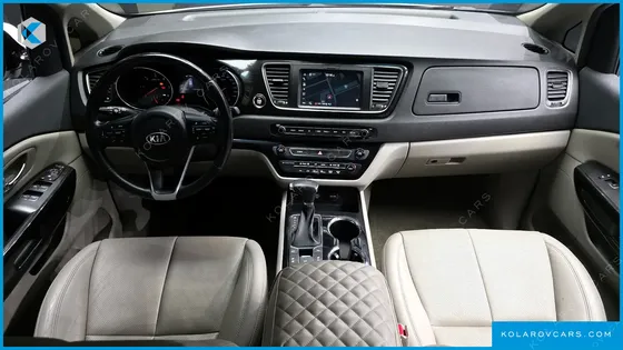 KIA CARNIVAL 9-SEATER NOBLESSE