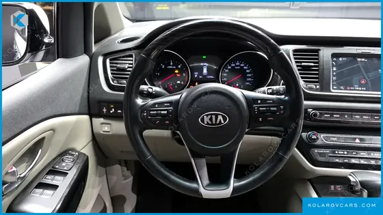 KIA CARNIVAL 9-SEATER NOBLESSE