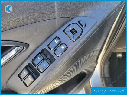 HYUNDAI TUCSON DIESEL 2WD LX20