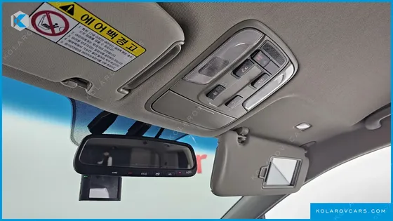 KIA CARNIVAL 9-SEATER PRSTIGE