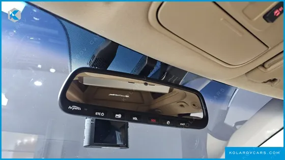 KIA CARNIVAL 7-SEATER HI-LIMOUSINE