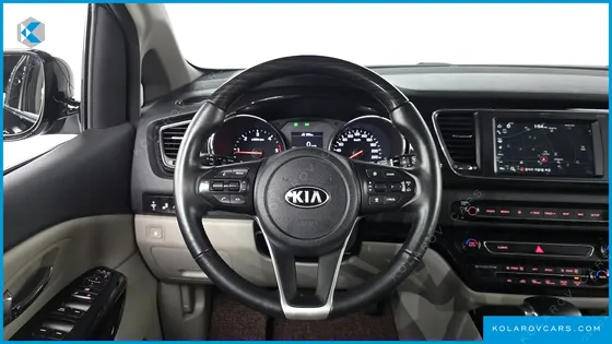 KIA CARNIVAL 9-SEATER PRSTIGE
