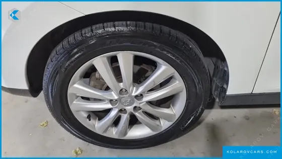 HYUNDAI TUCSON DIESEL 2WD LX20