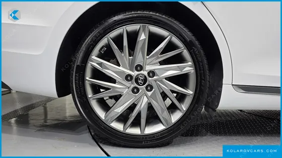 HYUNDAI GRANDEUR 2.5