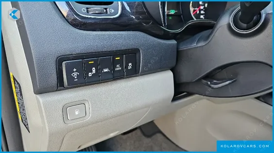 KIA CARNIVAL 9-SEATER NOBLESSE SPECIAL