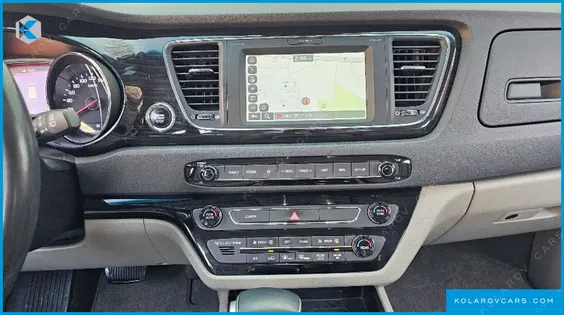 KIA CARNIVAL 9-SEATER NOBLESSE SPECIAL
