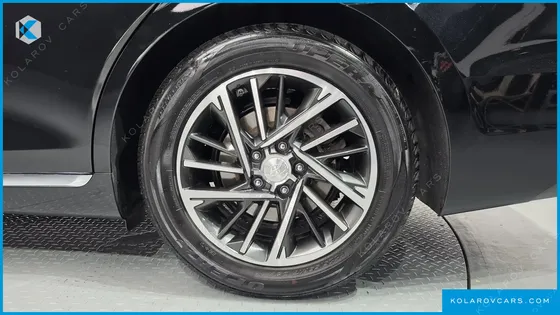 HYUNDAI GRANDEUR 3.0 LPI RENT CAR