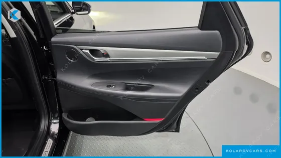HYUNDAI GRANDEUR 3.0 LPI RENT CAR