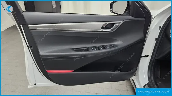 HYUNDAI GRANDEUR 3.3