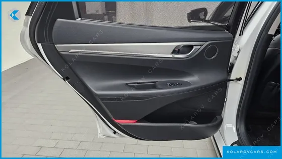 HYUNDAI GRANDEUR 3.3