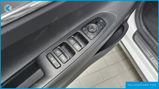 HYUNDAI GRANDEUR 3.3