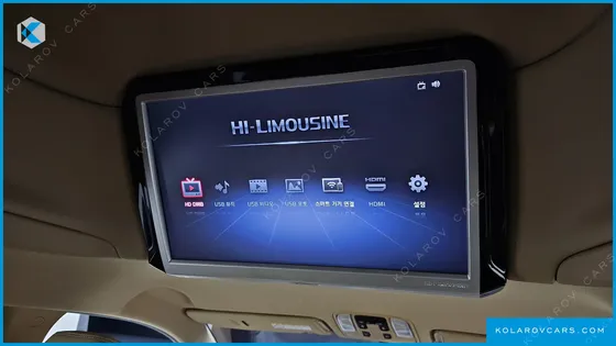 KIA CARNIVAL GASOLINE 7-SEATER HI-LIMOUSINE