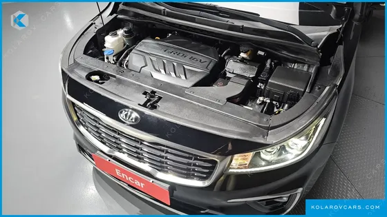 KIA CARNIVAL 9-SEATER PRSTIGE
