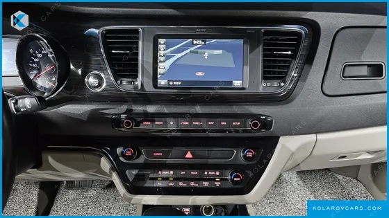 KIA CARNIVAL 9-SEATER PRSTIGE