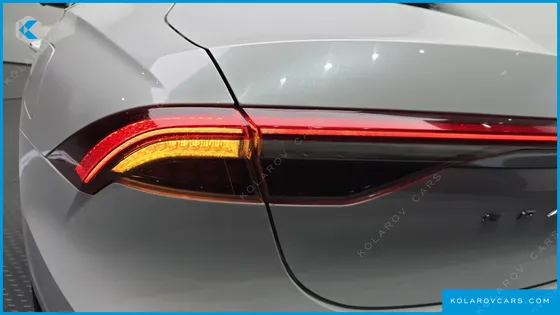 HYUNDAI GRANDEUR 3.3