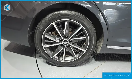 HYUNDAI GRANDEUR 2.5