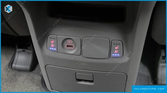 KIA CARNIVAL 9-SEATER PRSTIGE